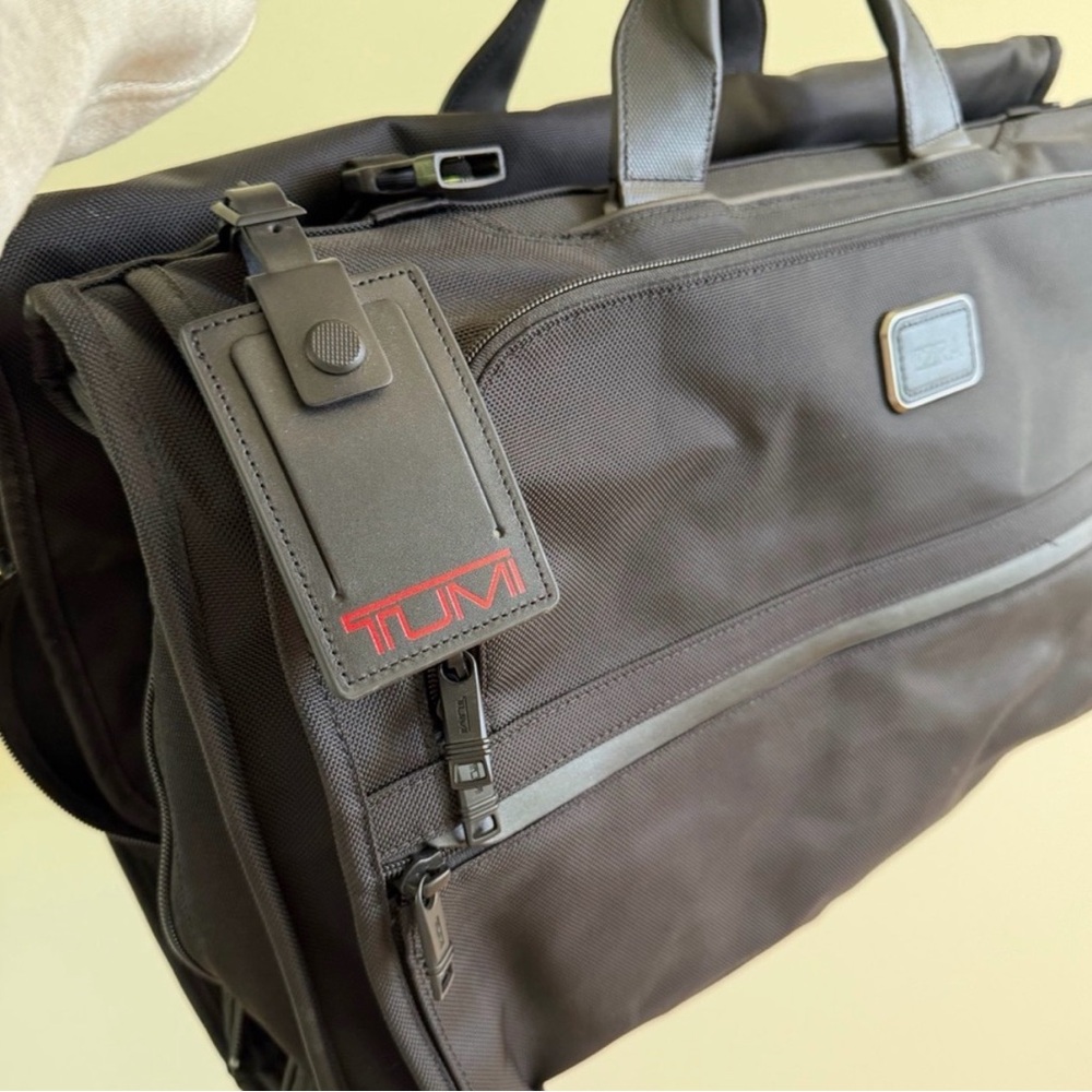 Tumi Black Duffel Bag - Picture 6 of 7